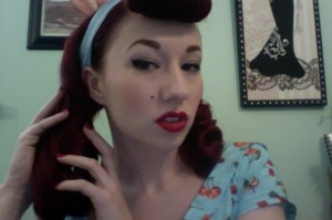 Moulding curls together.