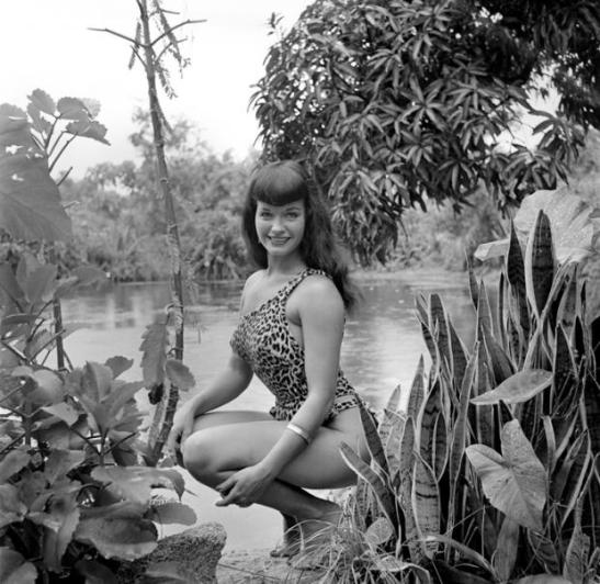moyen-bettie-page